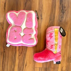 FAO Schwarz Pink and Gold Vibe Pillow and Boot Set 10” great for gift baskets